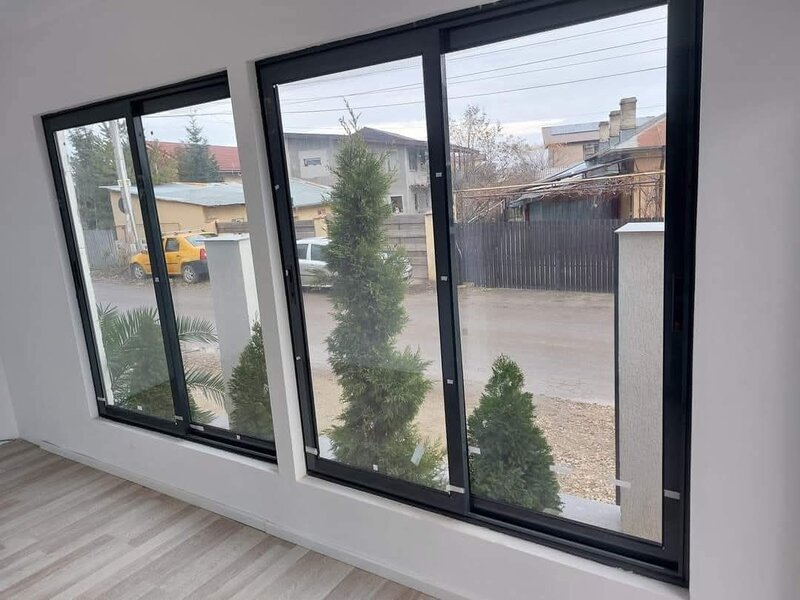 Spatiu comercial schimb cu teren sec 3